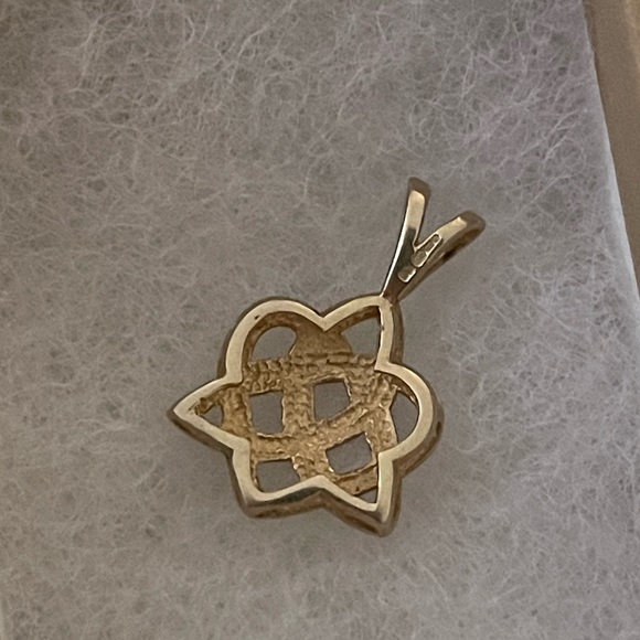 💛HP💛Vintage 14k Gold Celtic pendant - Picture 7 of 11